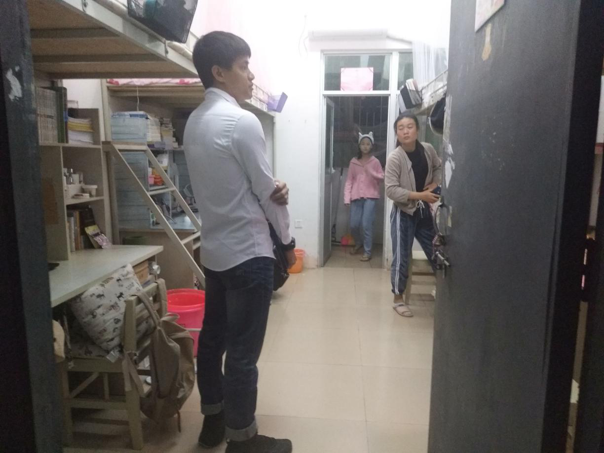 暖心走寝，把爱相送